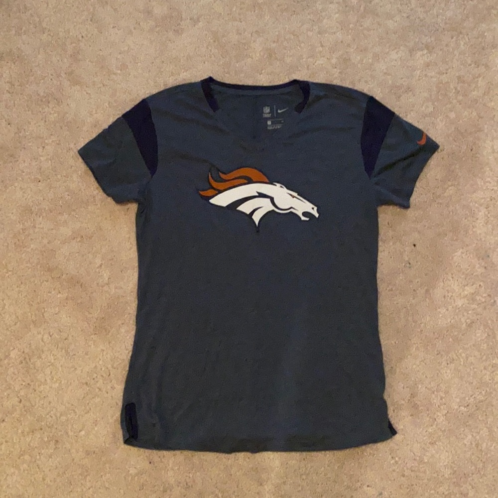 Nike Broncos Tee
